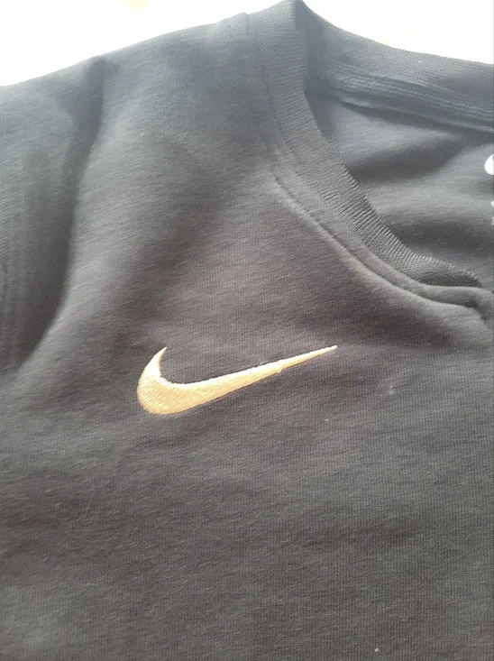 Nike Dri Fit Half Zip Pullover Black Gold Logo XS Athletic Minimal - Picture 5 of 6